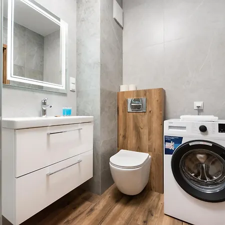 Apartment Ursus Cosy By Bookinghost