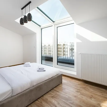 Ursus Cosy By Bookinghost * 바르샤바