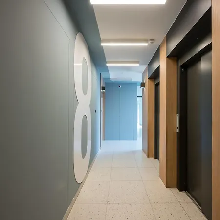 Ursus Cosy By Bookinghost