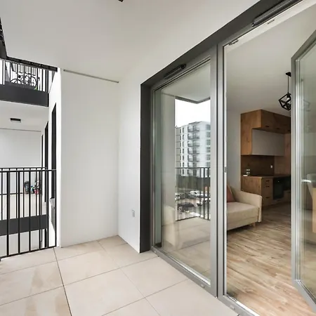 Ursus Cosy By Bookinghost * 바르샤바